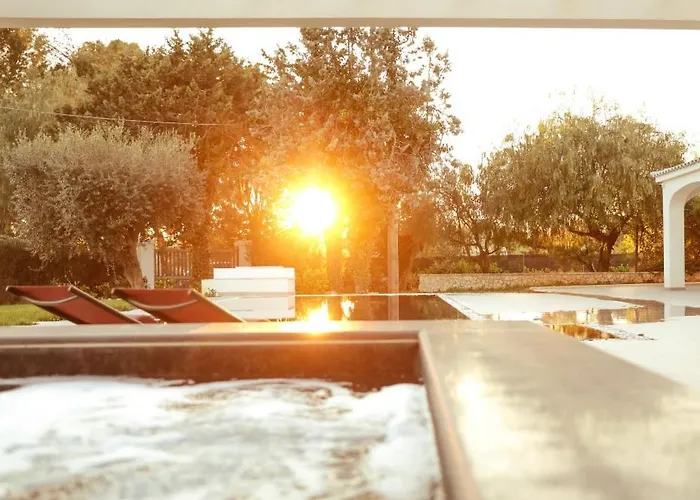 Вилла Kalorama-private Pool & Hot Tub