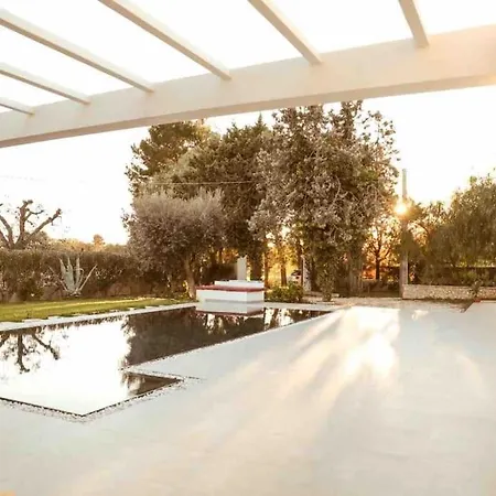 Kalorama-private Pool & Hot Tub * San Vito dei Normanni